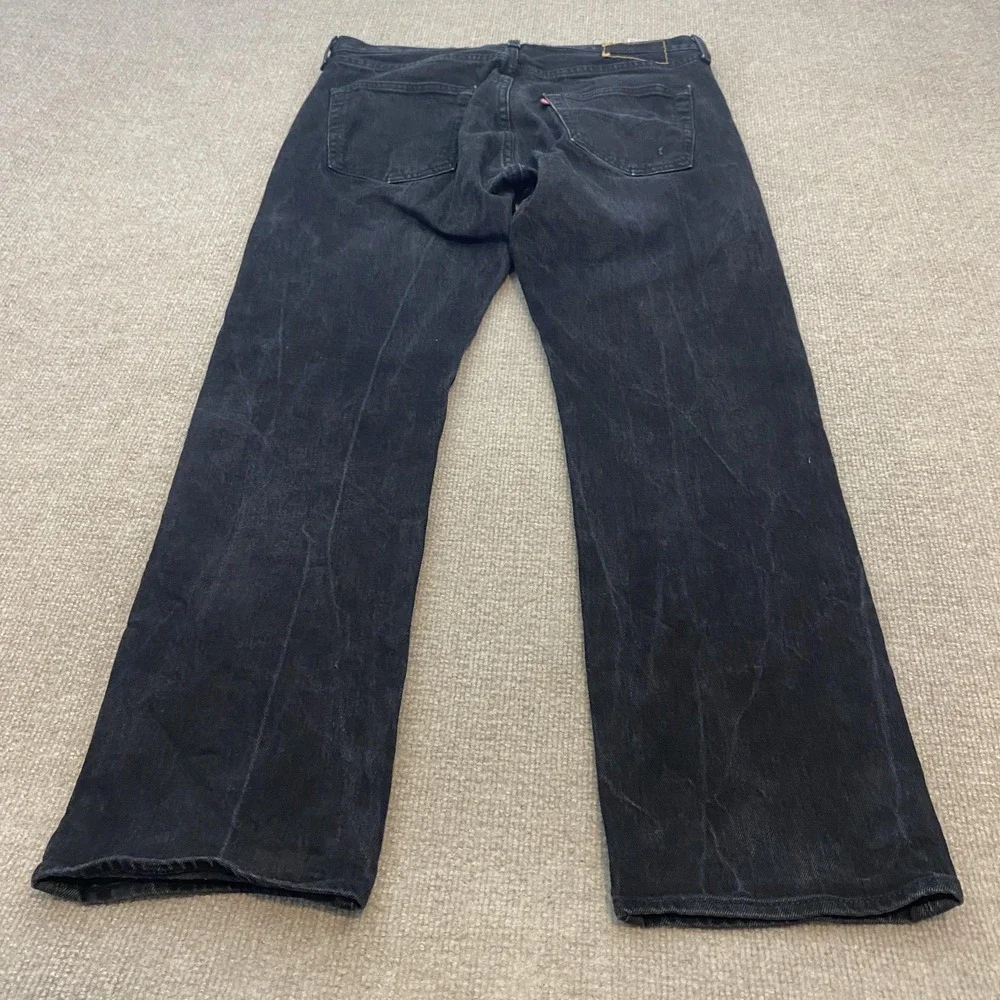 Levis pre owned